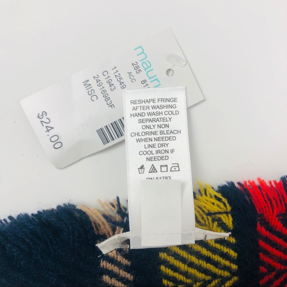 NWT MAURICES Women’s Winter Scarf 54” x 54” Multi Color Plaid - Picture 6 of 8